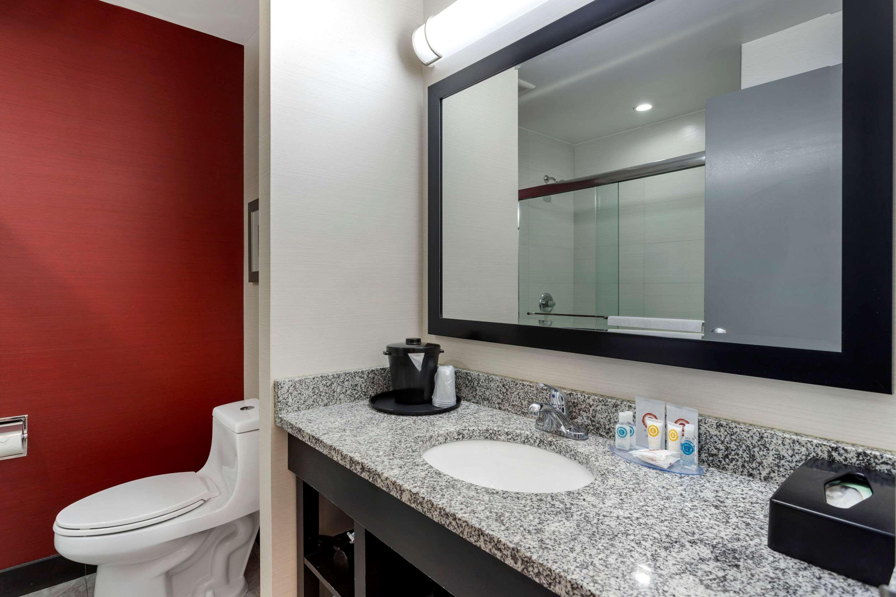 Comfort Inn & Suites Near Stadium New York Esterno foto