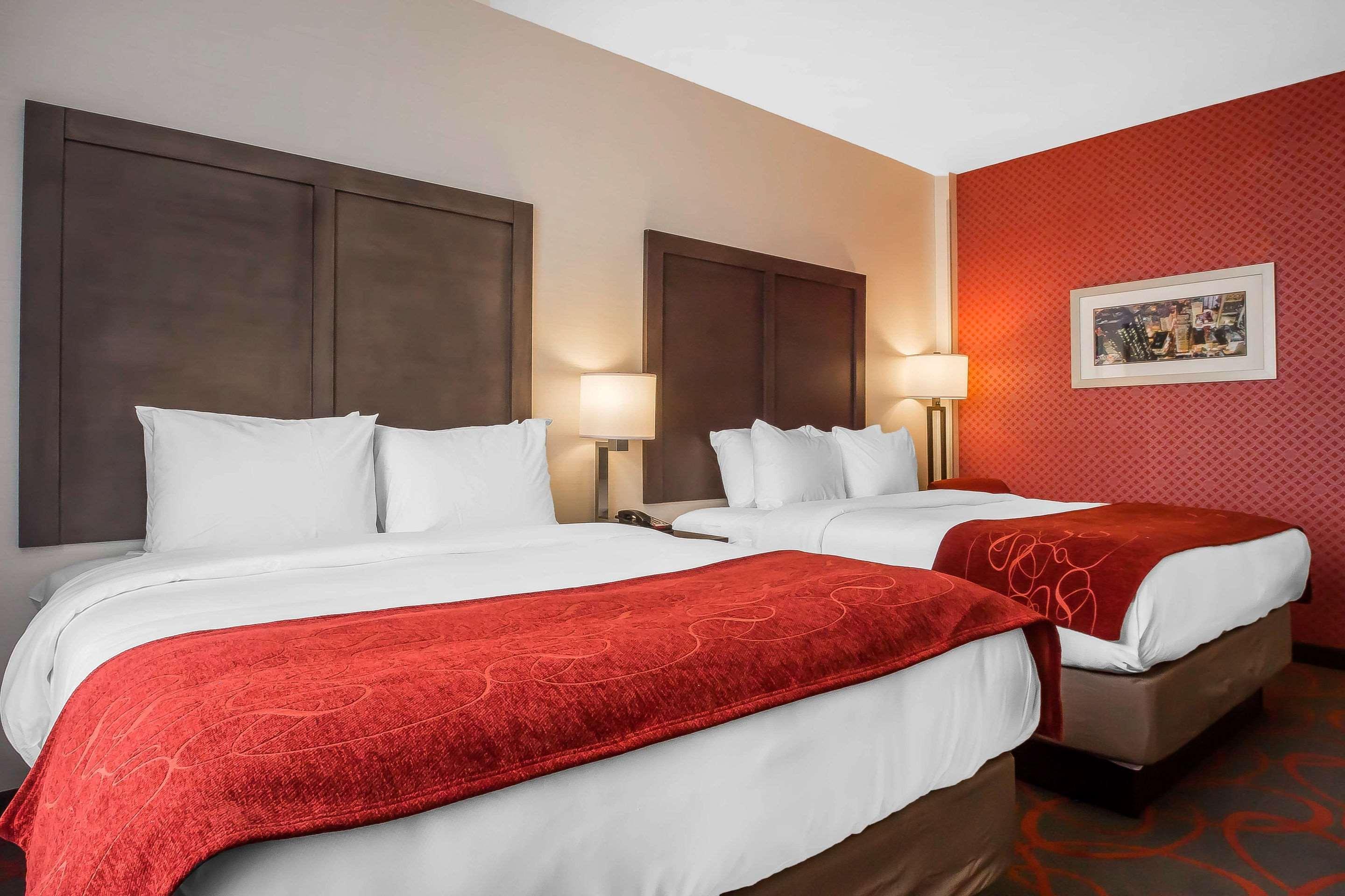 Comfort Inn & Suites Near Stadium New York Esterno foto