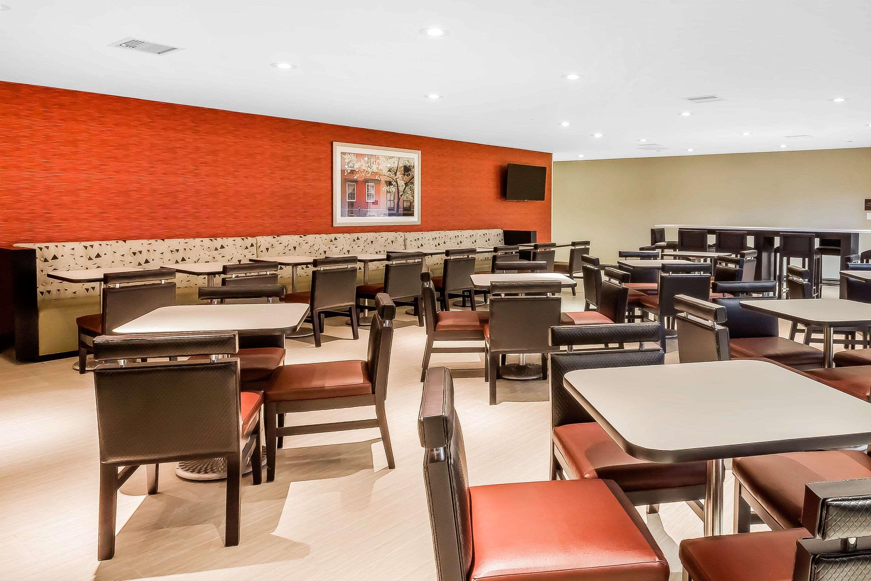 Comfort Inn & Suites Near Stadium New York Esterno foto
