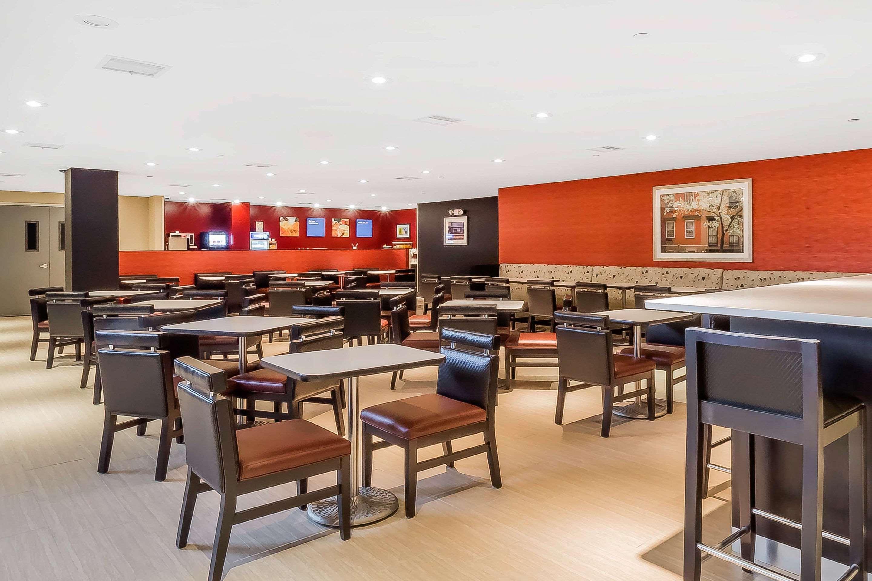 Comfort Inn & Suites Near Stadium New York Esterno foto