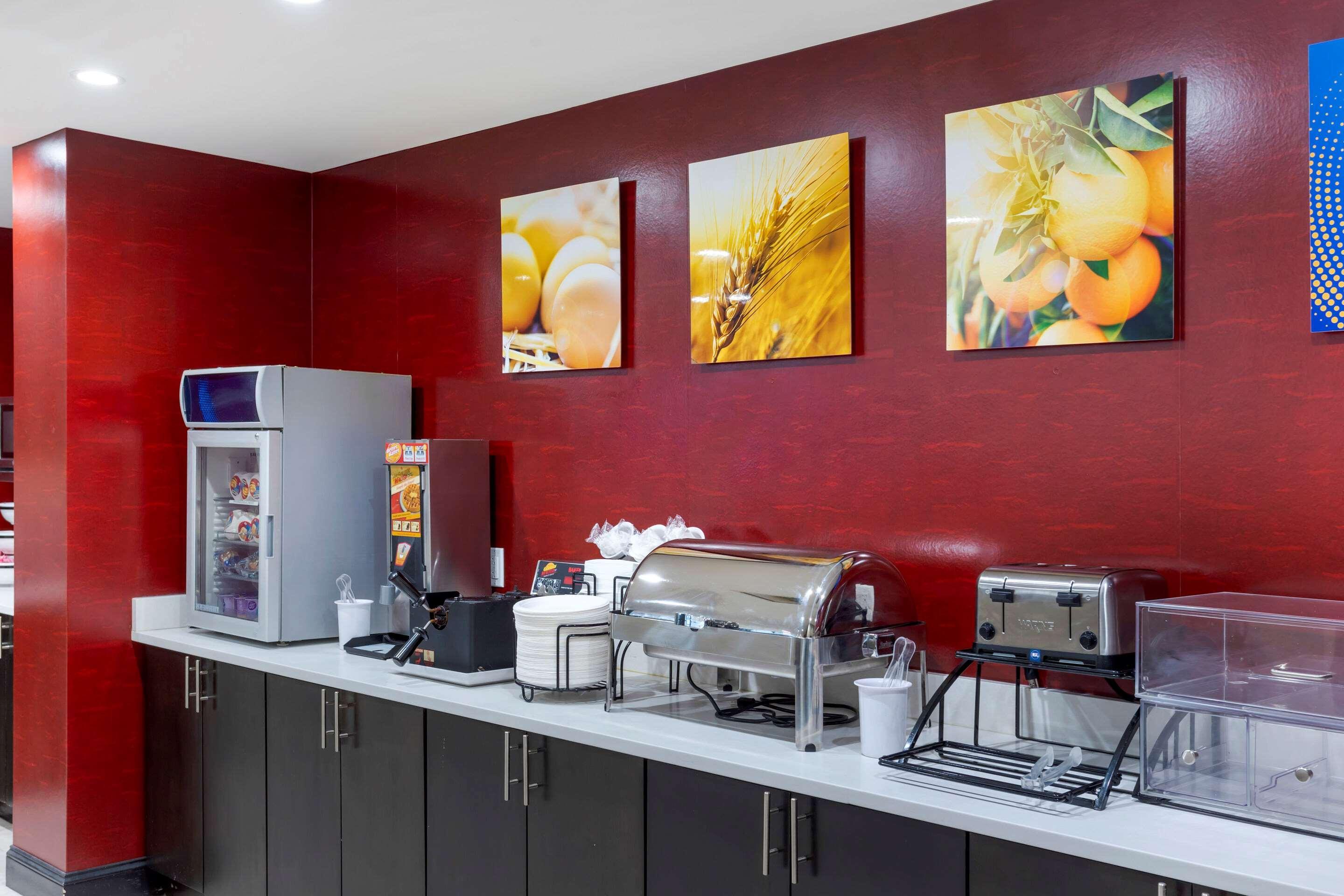 Comfort Inn & Suites Near Stadium New York Esterno foto