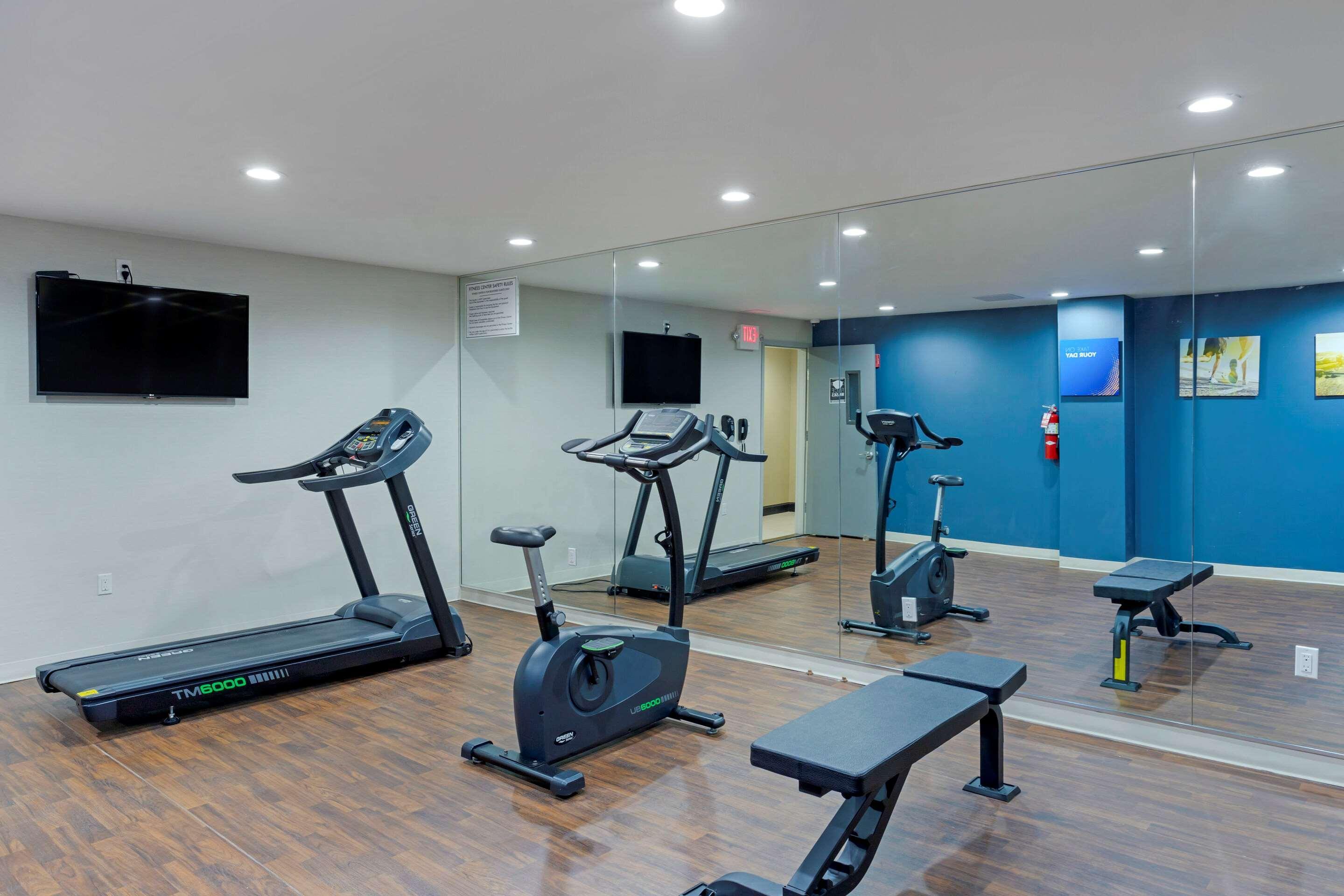 Comfort Inn & Suites Near Stadium New York Esterno foto