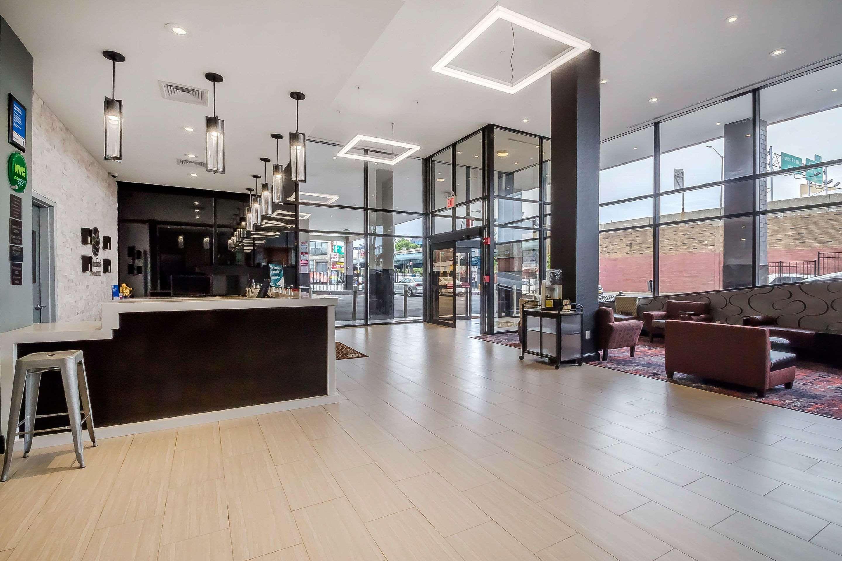 Comfort Inn & Suites Near Stadium New York Esterno foto
